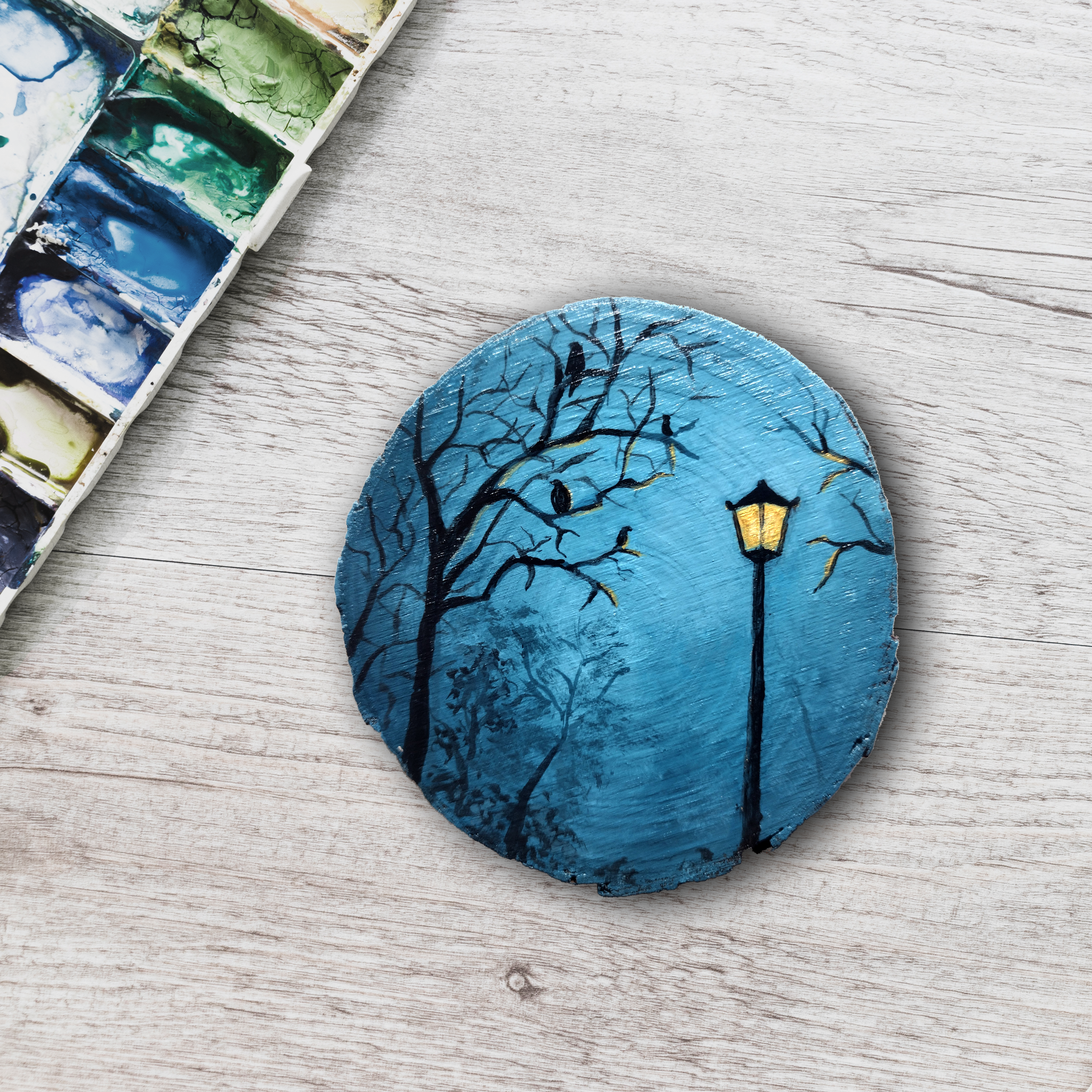 Rondin de bois peint à la main, peinture sur bois lampadaire oiseaux
