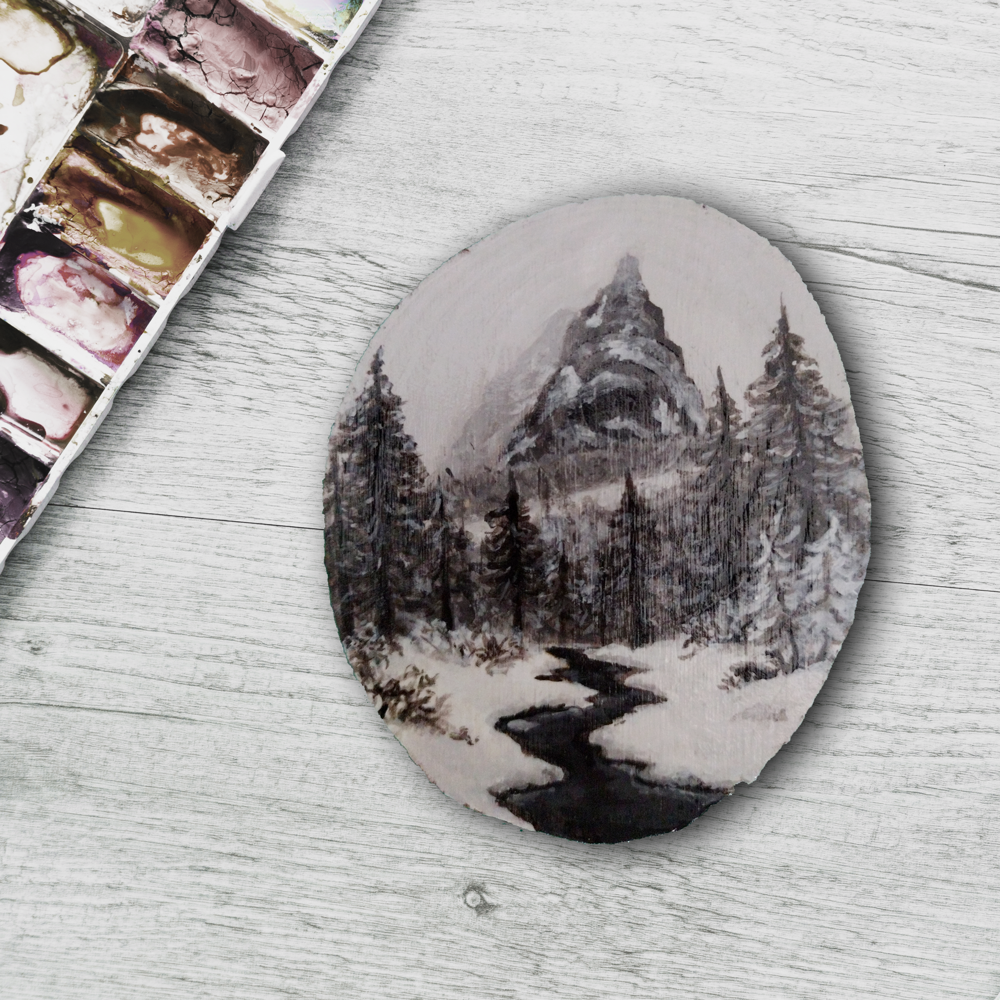 Rondin de bois peint à la main, peinture sur bois montagne enneigée avec rivière