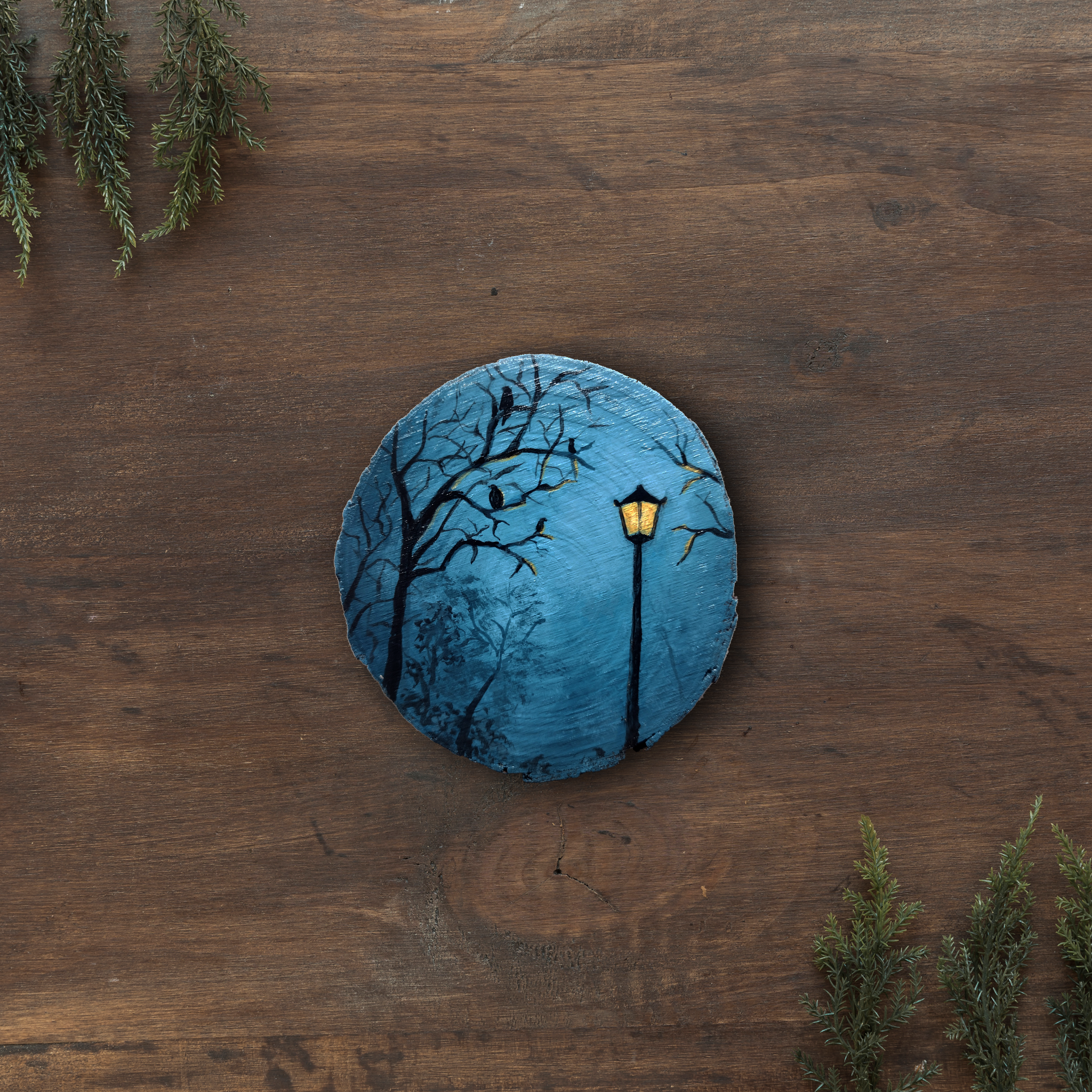 Rondin de bois peint à la main, peinture sur bois lampadaire oiseaux